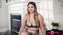 Riley Reign Loves Deepthroating Cock