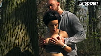Stacy Bloom Gets Her Pussy Licked And Fucked By Roommate - HORNY HOSTEL