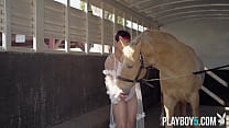 Big boobs teen from Guatemala exposes her curvy naked body fully