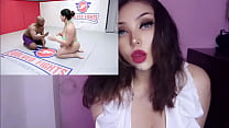 Masturbandome con Sara Arabic cogiendo mientras lucha