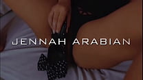 Je m’enfonce mon talon dans la chatte I I shove my heel in my pussy