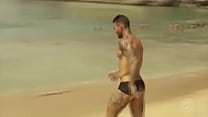 Lucas Lucco de sunga
