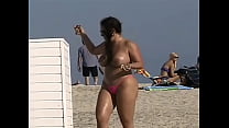 EW 19 - This Hotwife decided to flash her pussy at any voyeur she sees on the nude beach