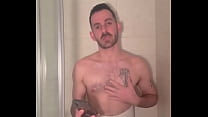 ¿Has probado BKDR?. Nueva APP para conocer y quedar con chicos guapos y calientes en tu zona. Basada en tu ubicación en ...