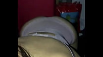 ENGAÑA A SU NOVIO Y SE GRABA