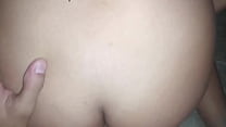 Mientras mi esposo trabaja, cojo con mi hijastro