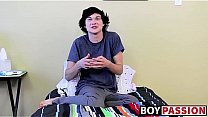 Handsome Justin Cummings stuffs his asshole with a dildo