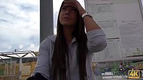 HUNT4K. Si su novio no tiene dinero, su bebé Angella Christin debería vender un cuerpo sexy