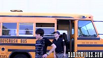 Threeway cock sucking with horny twinks
