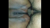 Ele se deliciou no rabo dela.