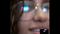 Julia mostrando suas solinhas em call