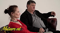 Cuckold Groupsexparty With a Married Lady While Her Husband Watches