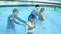 Nonton First Enjoy In The Pool Then Fucked Om The Bathroom thumbnail