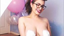 Judgmental Girl With Big Tits