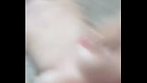 Loira do Caparroz travadona de tudo se exibindo