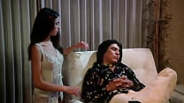 Cerdo se folla a hermosa mujer y le llena de leche la panocha
