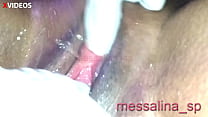 MESSALINA - ESPOSA PUTA SAI COM FÃ E GOZA EM JATOS. FICA TODA MOLHADA E GRITA DE TANTO PRAZER