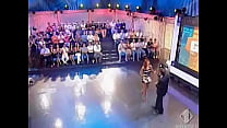 Magda Gomes shows oops upskirt on live tv