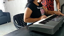 Mi vocación es que me pongas como una perra y me des tu microfono