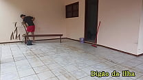 Três gostosas pegando o amigo sem uma saber da outra