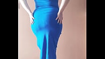 chica muestra sus nalgotas y espera ser penetrada