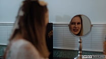 Big tits babe Bunny Colby is about to get married but she was caught up by her grooms lesbian stepsis Alex Coal who wants to lick her push so bad