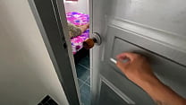 PADRASTRO PERVERTIDO Y COCHINO APROVECHA QUE LO DEJAN SOLO EN CASA CON SU HIJASTRA FLACA DE 18 AÑOS PARA METER SU VERGA DIRECTO AL COÑO HASTA CORRERSE