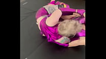 Sindel v Sindel Mortal Kombat Hot Girl Tussle Lift & Carry
