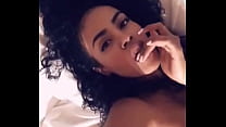 She masturbates to perfection