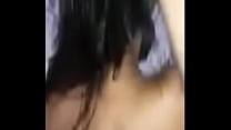 Botando tudo no cuzinho da novinha