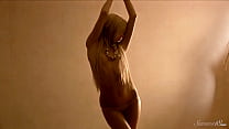 Erotic Dream Tour Of The Naked Body Of Sexy Vixen Sarah