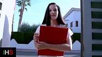 Girl with light skin fucks intensely and enjoys like crazy