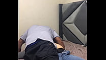 Novia de mi amigo se deja grabar. Gime como puta cuando le doy por el culo