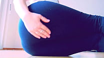 Big booty: she cuts pants and thong and she use a lot of oil