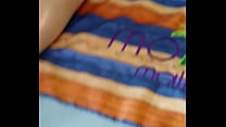 nalgona recibe agarrada