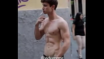 Machos que fumam cigarro,boys ativos