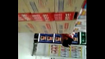 rabuda no supermercado
