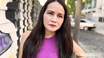 PutaLocura - La mexicana sensual Kiara M es convencida por Torbe y traga semen en pillada.