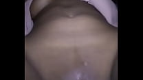 Victoria masturbándose para complacerme