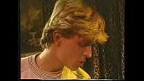 Queer man prooses y. blonde guy to become his pillow biter
