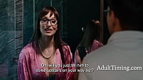 Tricking His Nearsighted Stepmom