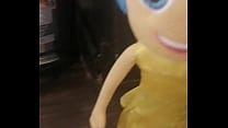 Ansiedad de Inside Out 2 se masturba viendo el coño limpio de su sexy jefa y Alegría la descubre y follan