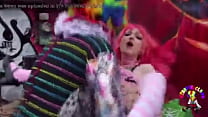 Silly music over clownporn