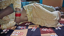 Desi Couple Room Fun – Saree Wali Bhabhi Gets Naughty