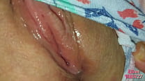 Bajo las sabanas con la hermanastra de mi esposa
