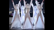 Modelos bailando