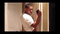 gloryhole sucker