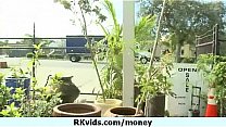 Sex for money - nice body chick 30