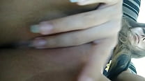 Novinha siriricando