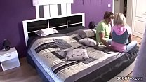 Die geile Nachbarin vor versteckter Kamera gefickt